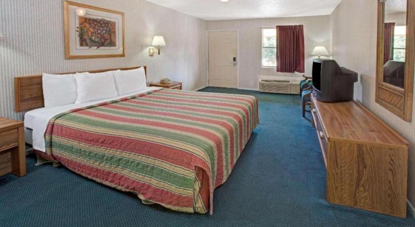 Knights Inn South Houston Tx Ngoại thất bức ảnh
